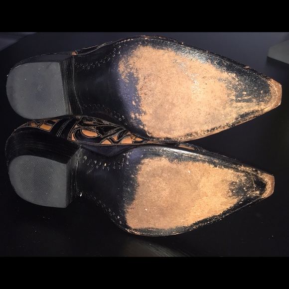 Liberty Boot Co. Custom Handmade Bat Cowboy Boots - Picture 14 of 15